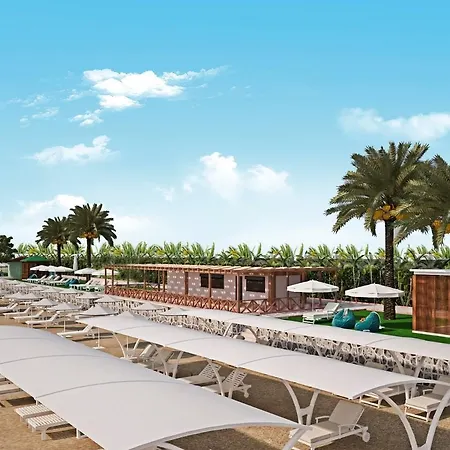 The Marilis Hill & 5* Odaonu