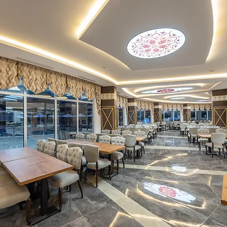 The Marilis Hill & Ultra Hotel Odaonu